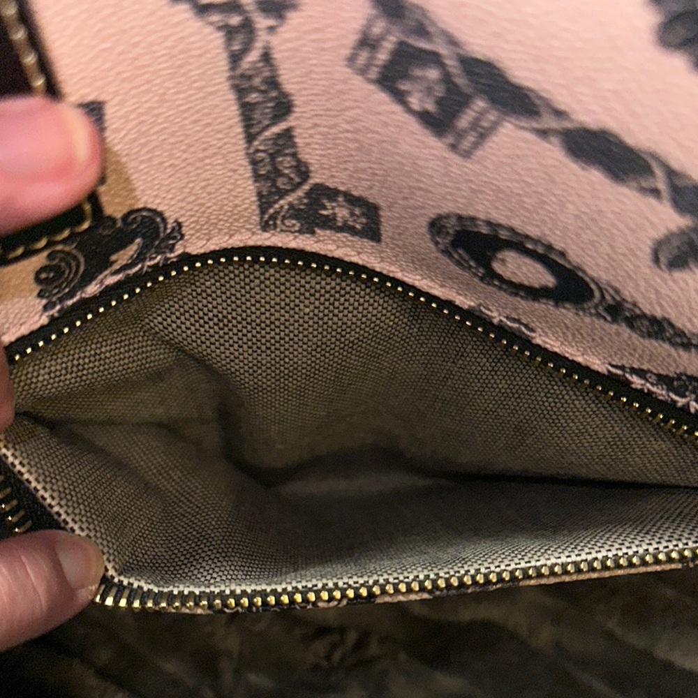 Disney Dooney & Bourke Princess Key Pattern Tote - Picture 5 of 6